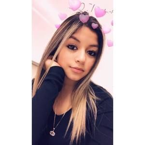 Meet your Posher, Aisha